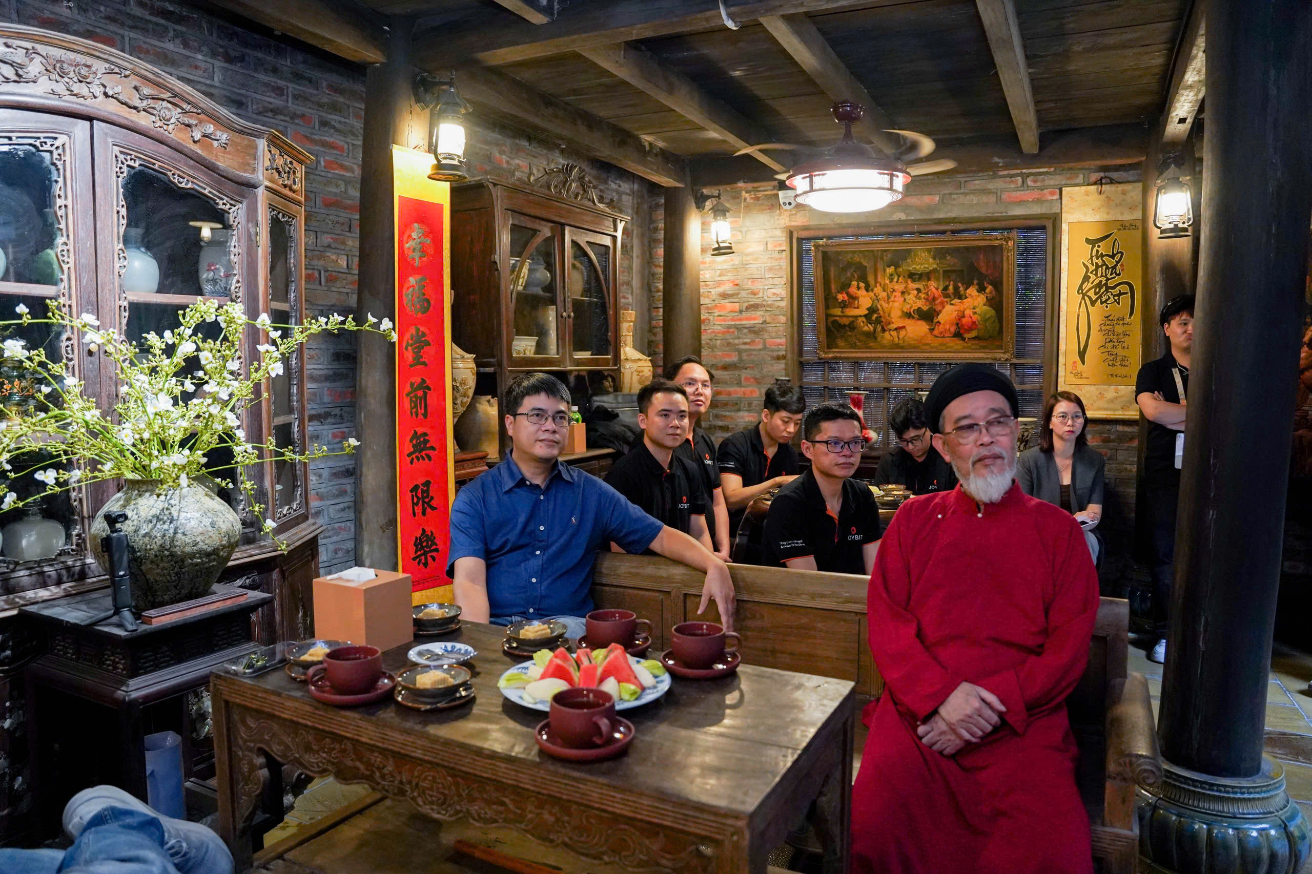 Người tham gia giao lưu tại Bát Tràng
