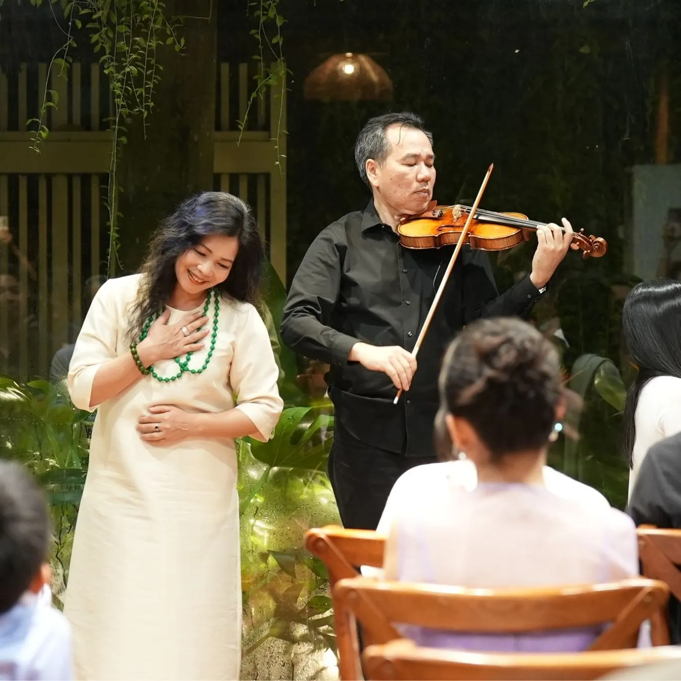 Buổi trình diễn violin giữa các học viên Libero