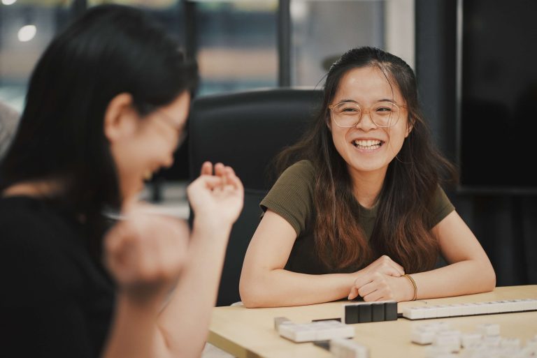 Sự thích thú của người lớn khi học lại lịch sử