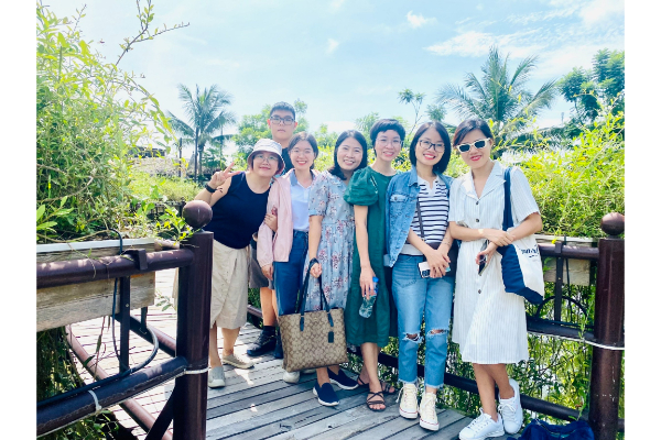 hoc-vien-truong-he-tu-duy-den-hop-lop-tai-lang-trong-thung-ba-vi