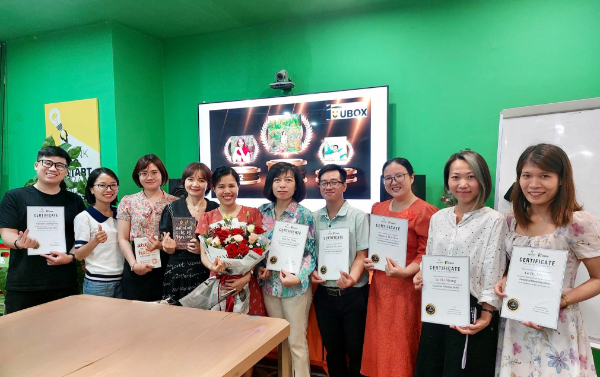 chuyen-gia-nguyen-thi-phuong-va-hoc-vien-khoa-hoc-essential-planning-skills
