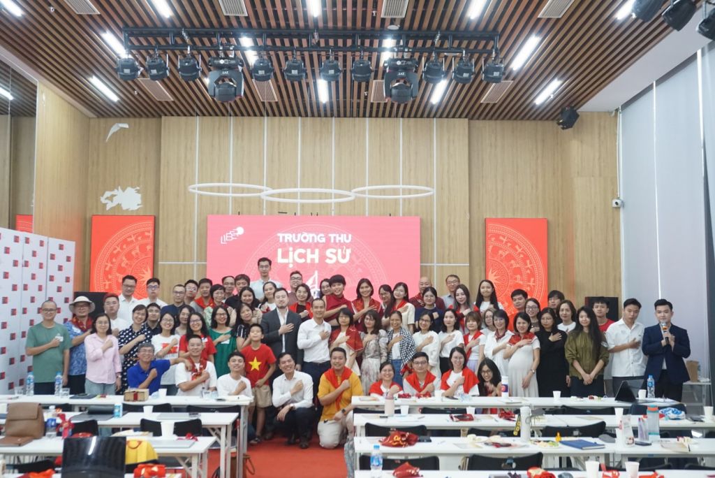 Trường thu Lịch sử 2025: Hành trình khám phá lịch sử đầy cảm xúc và tự hào nhân dịp A80