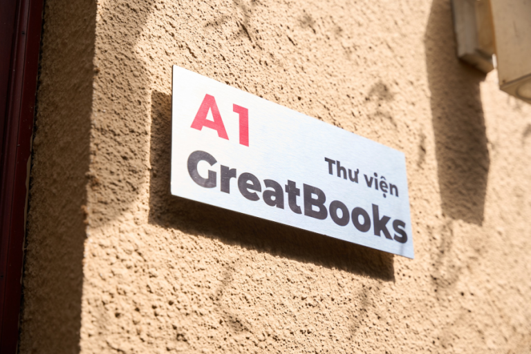 Đọc sách tại thư viện GreatBooks: Hoàng hôn Phương Tây
